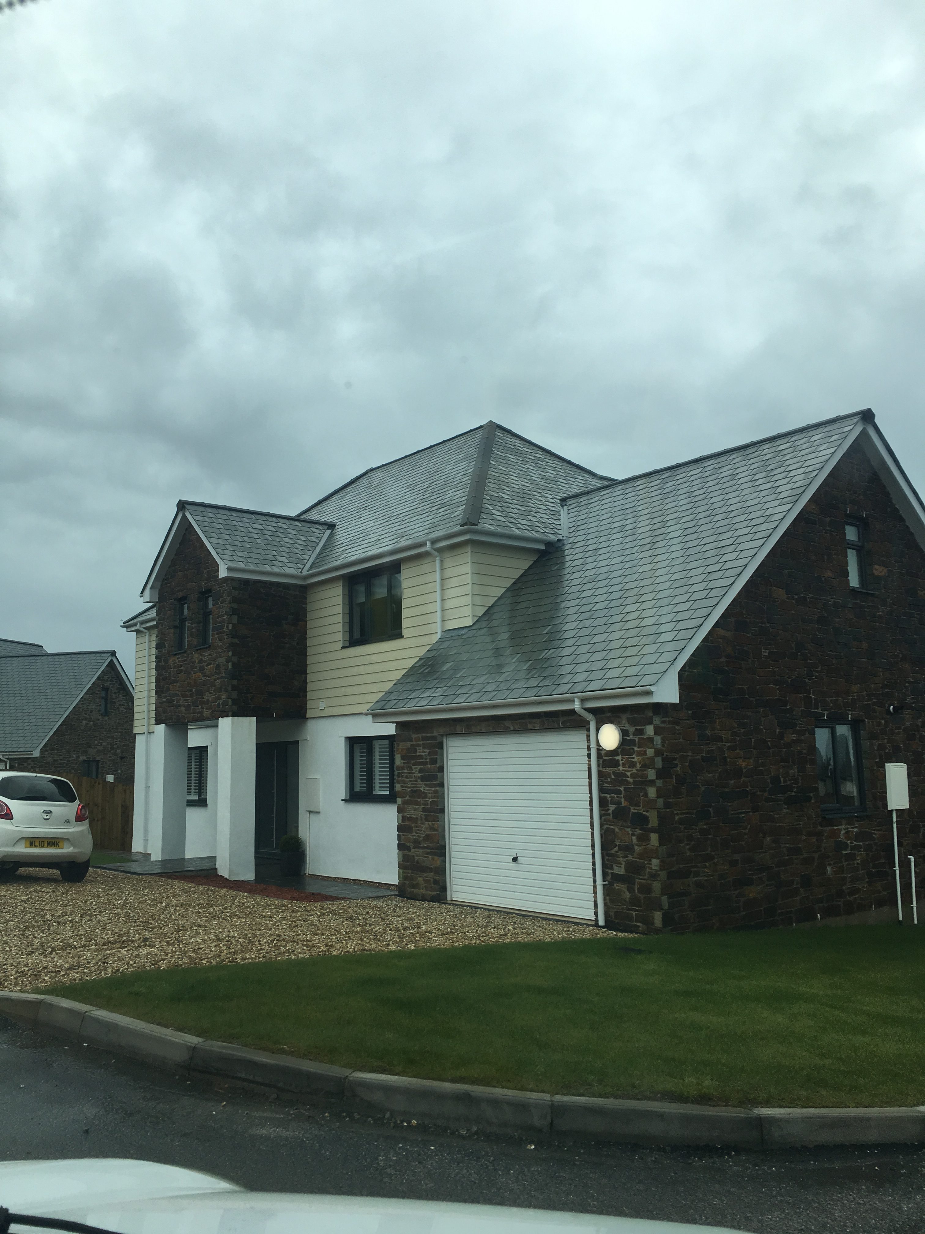Cornwall roofing companies
